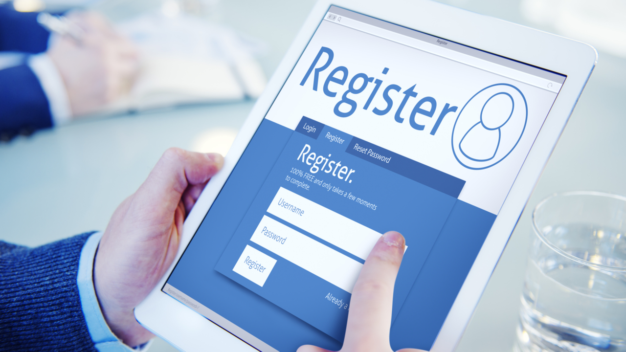 Is it legal to do business online without registering the company?